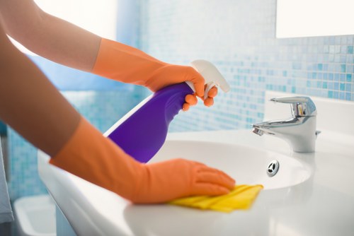 Eco-friendly carpet cleaning with local recycling partnerships